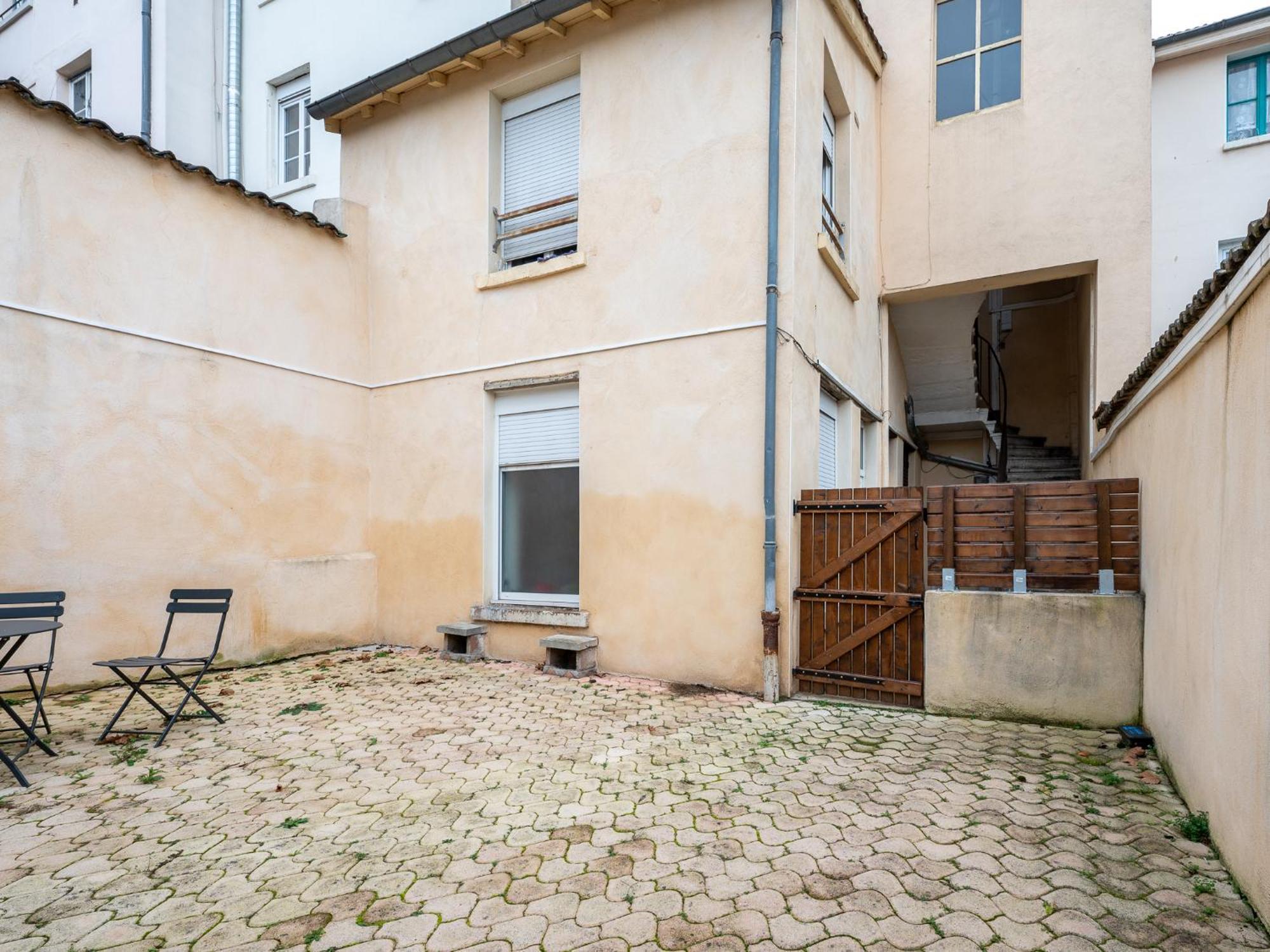 Apartamento Secret Cache De Valmy Lyon Exterior foto
